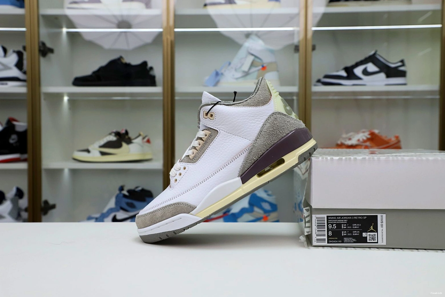 MANIÉRE JORDAN WMNS 3 X AIR 0811